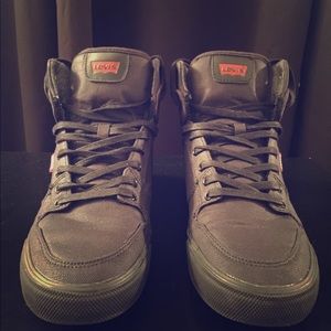 LEVIS Hightop all black leather sneaker